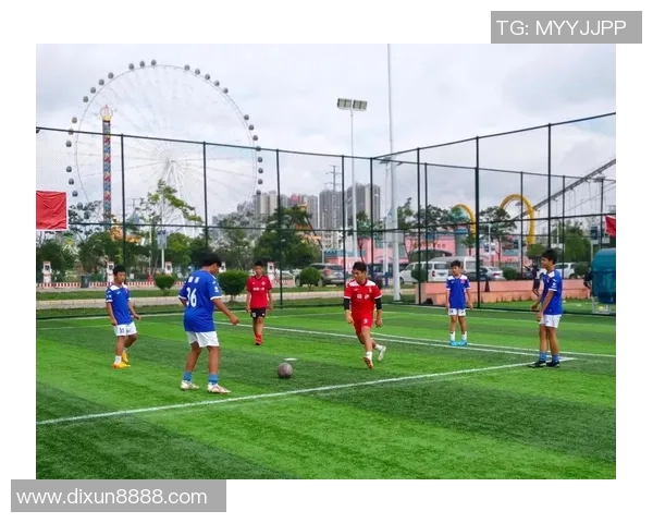 足球明星坚持健康生活方式拒绝烟酒展现积极榜样力量